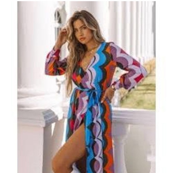 NWT • VICI Abstract Print Multicolor Maxi Wrap Dress / Duster - Picture 2 of 11